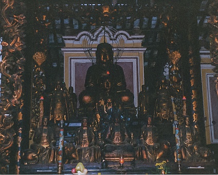 1999.12.04 5- Ho chi minh city - buddhist temple3